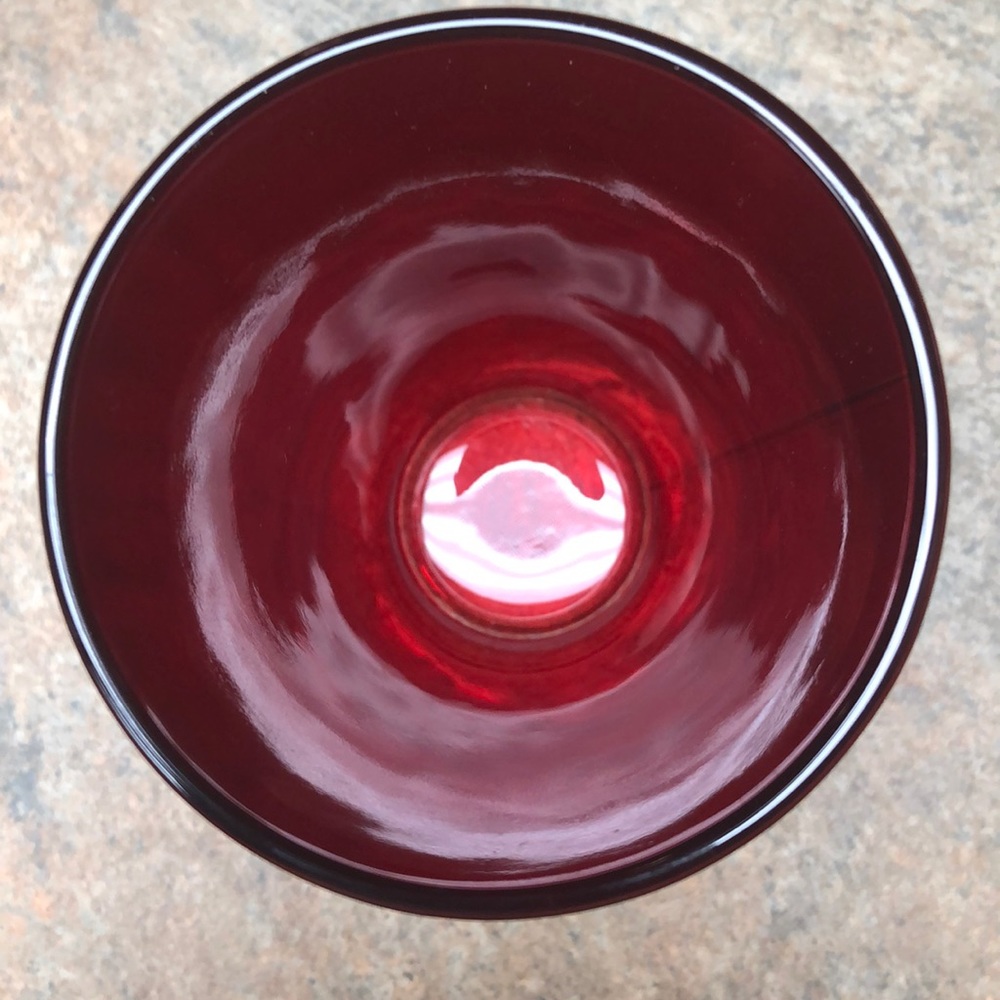 Glass - Picture 4 of 5